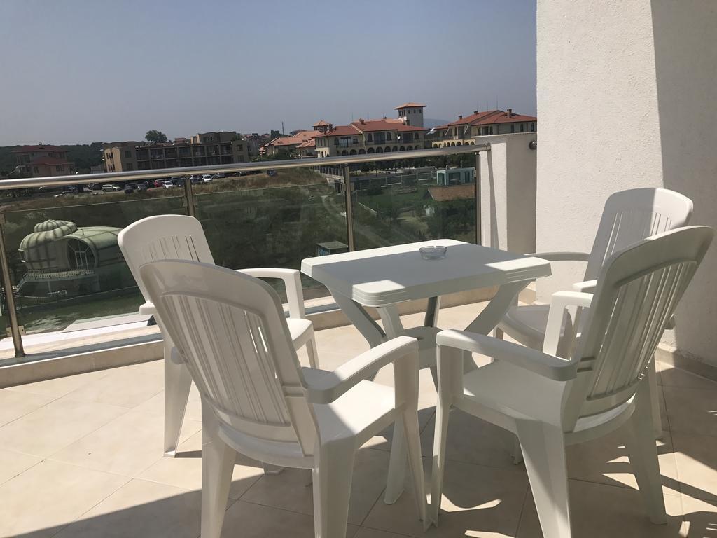 Sea Life Apartments Sinemorets Exterior foto
